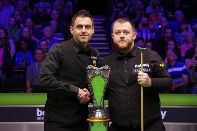 对英超漫长 对英超漫长